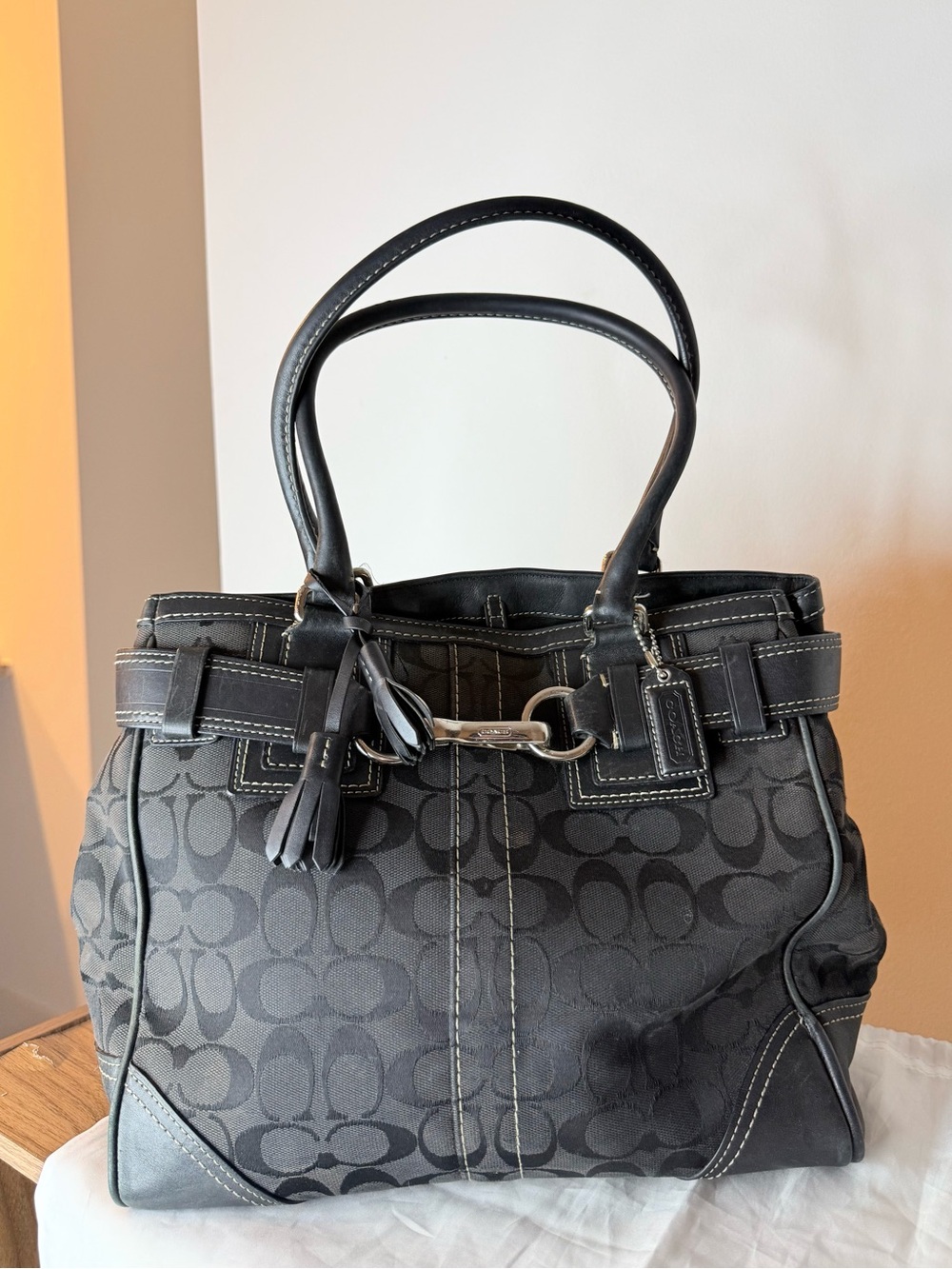 RARE! Coach (2006) Hampton Signature Carryall Satchel- Black
